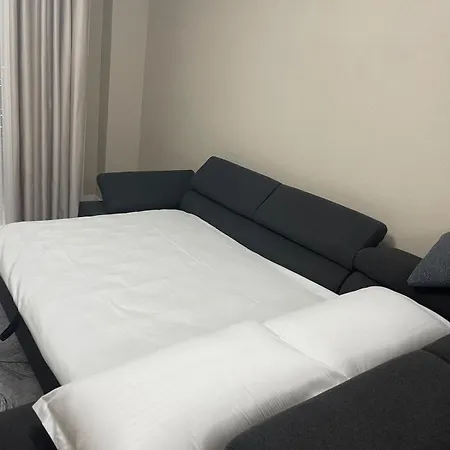 Modern And Cozy Oasis Near Center Apartman Tirana